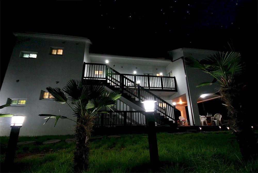 Ever Green Pension Geoje Exterior foto