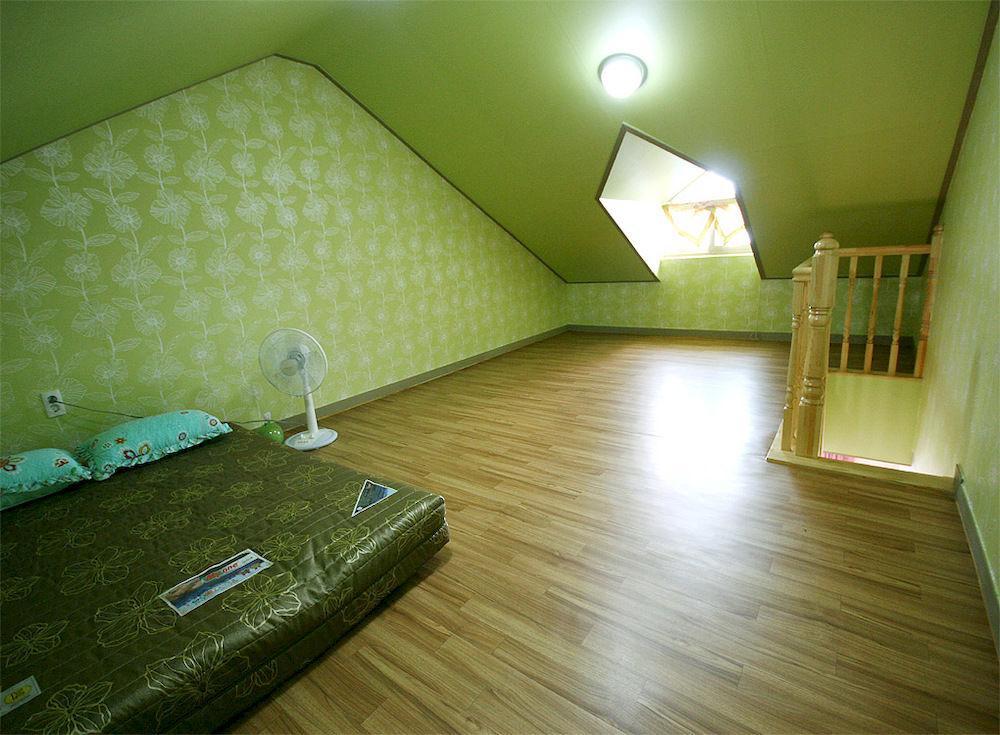 Ever Green Pension Geoje Exterior foto